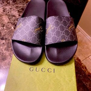 GG Supreme Tigers Multicolor GUCCI SLIDES